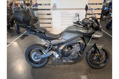 YAMAHA TRACER 9