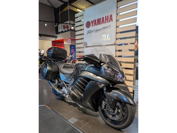 KAWASAKI GTR 1400