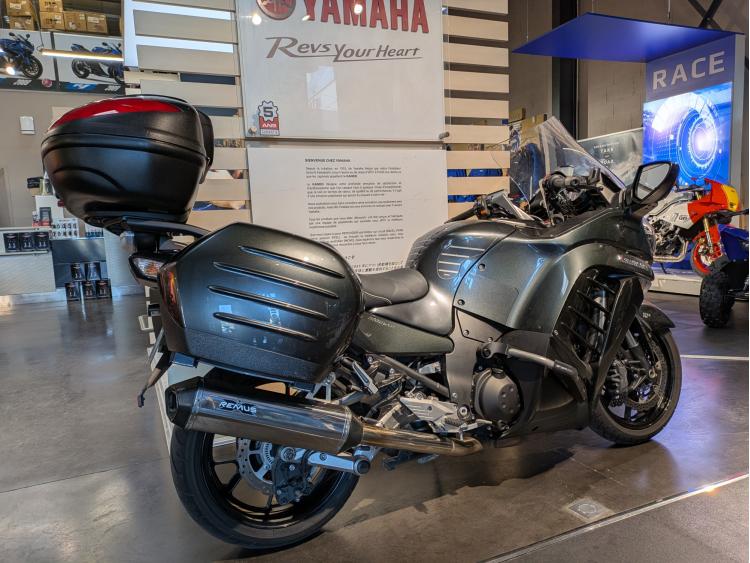 KAWASAKI GTR 1400