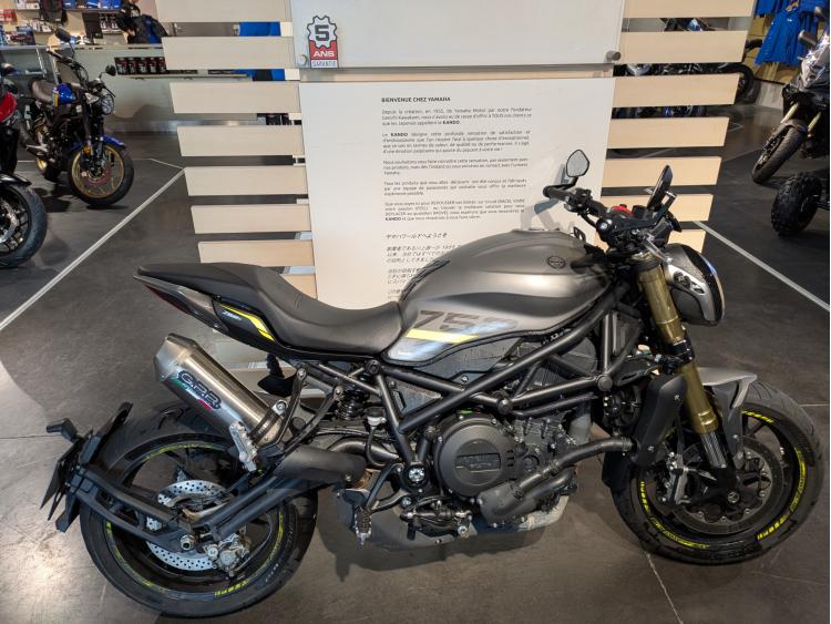 BENELLI 752s