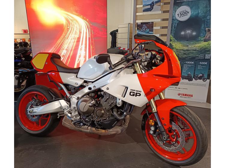 YAMAHA XSR 900 GP