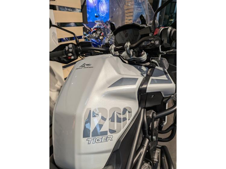 TRIUMPH TIGER 1200 ALPINE EDITION