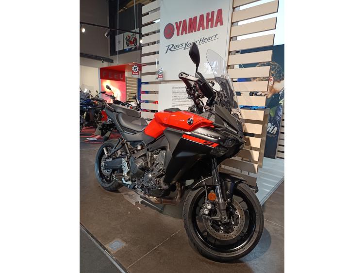 YAMAHA TRACER 9