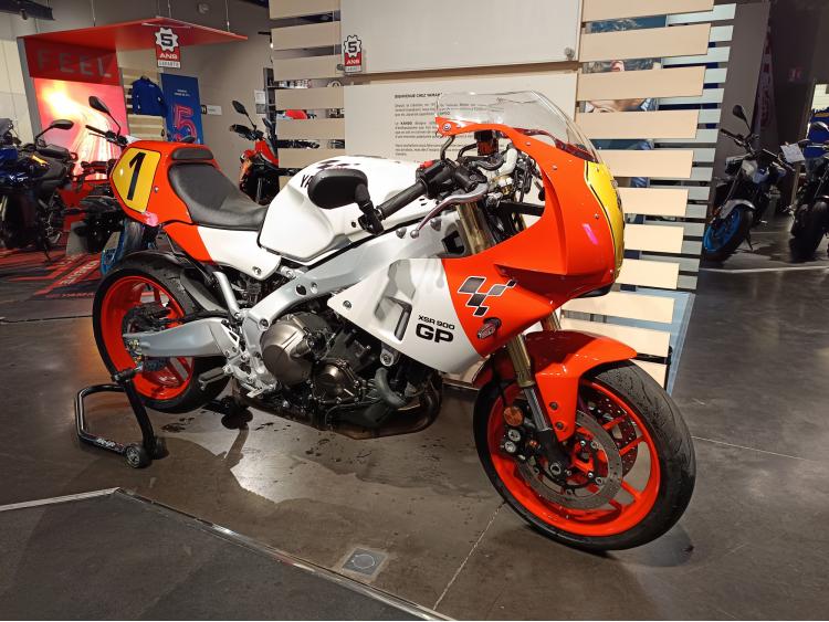 YAMAHA XSR 900 GP