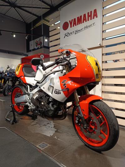 YAMAHA XSR 900 GP