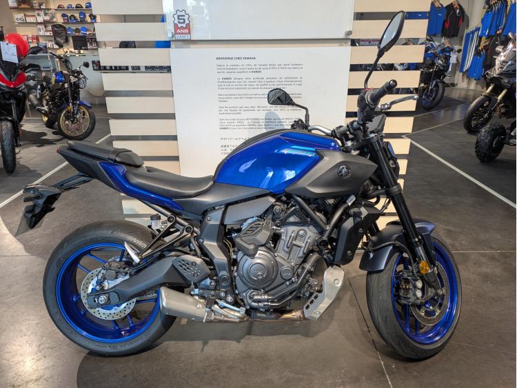 YAMAHA MT-07