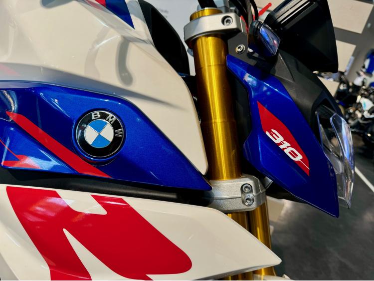 BMW G 310 R